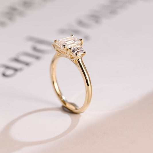 2.0 CT Emerald Three Stone Moissanite Engagement Ring