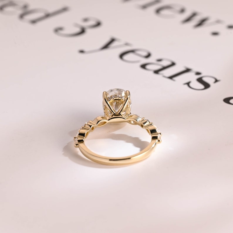 2.0 CT Oval Pave Moissanite Engagement Ring