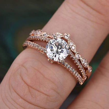 1 CT Round Split Shank Pave Moissanite Bridal Set