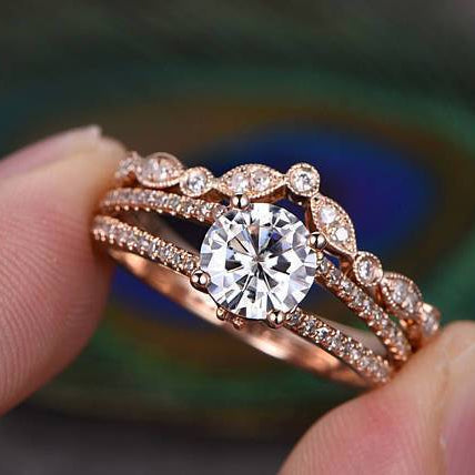 1 CT Round Split Shank Pave Moissanite Bridal Set