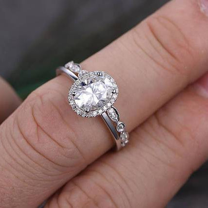 1 CT Oval Pave Moissanite Bridal Set