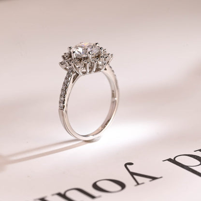 1.5 CT Round Cluster Moissanite Engagement Ring