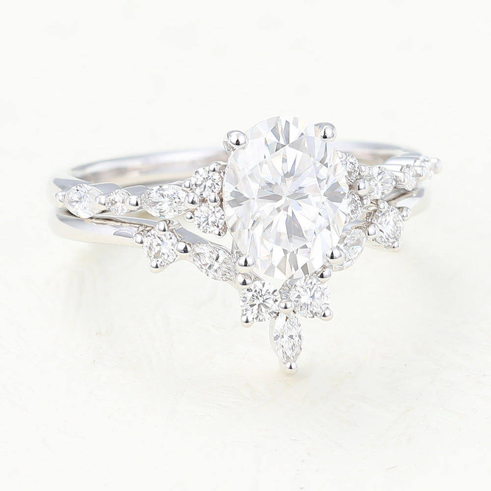 1.33 CT Oval Cluster Moissanite Bridal Set