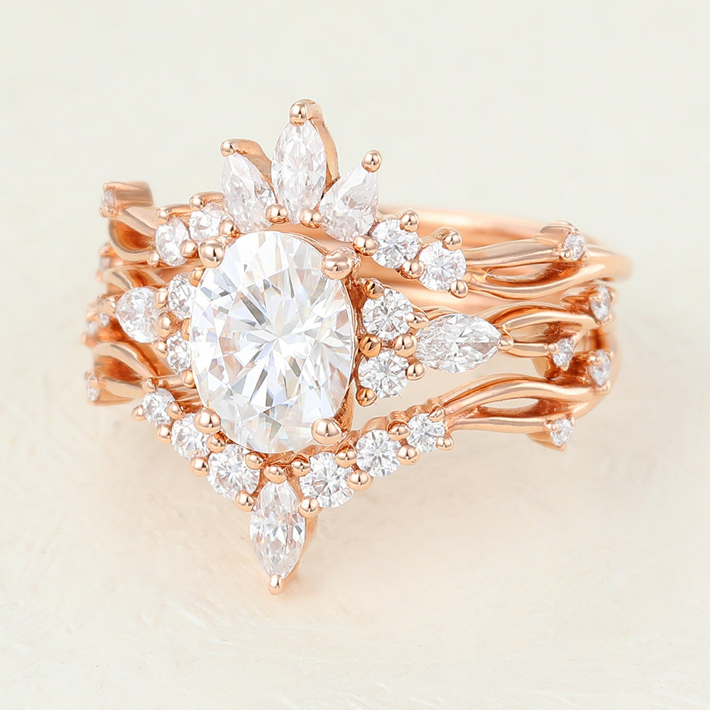 1.33 CT Oval Cluster Moissanite Bridal Set