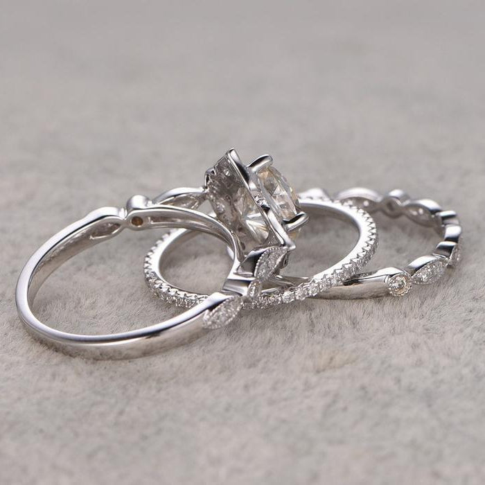 1 CT Cushion Vintage Moissanite Bridal Set