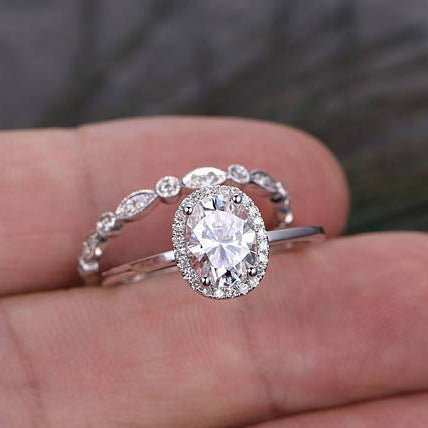 1 CT Oval Pave Moissanite Bridal Set