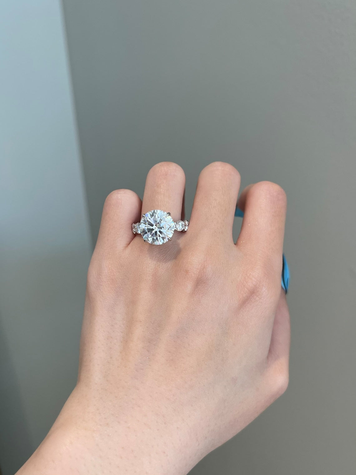 6 CT Round Shaped Moissanite Engagement Ring In Halo Design