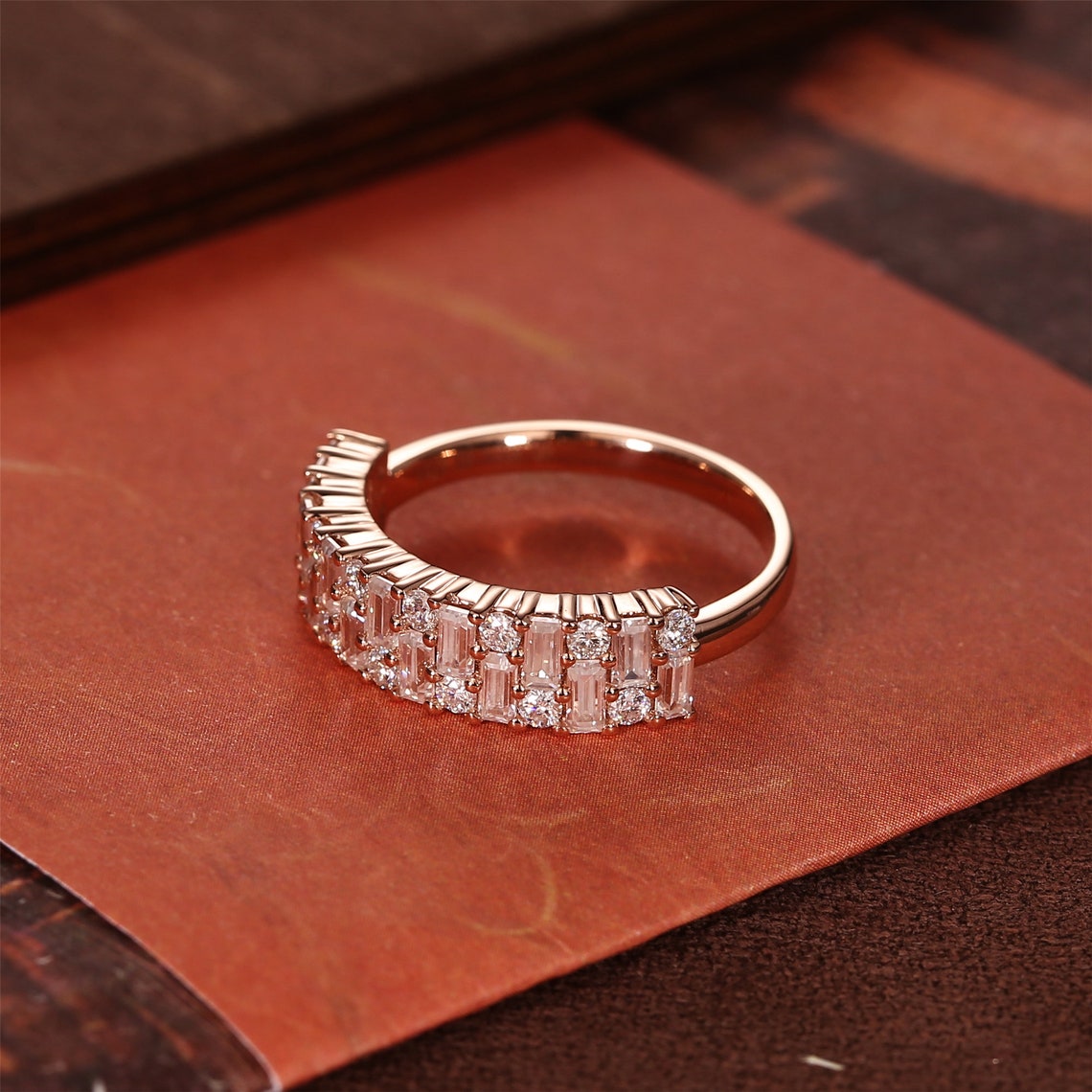 1 TCW Baguette & Round Cluster Moissanite Wedding Band