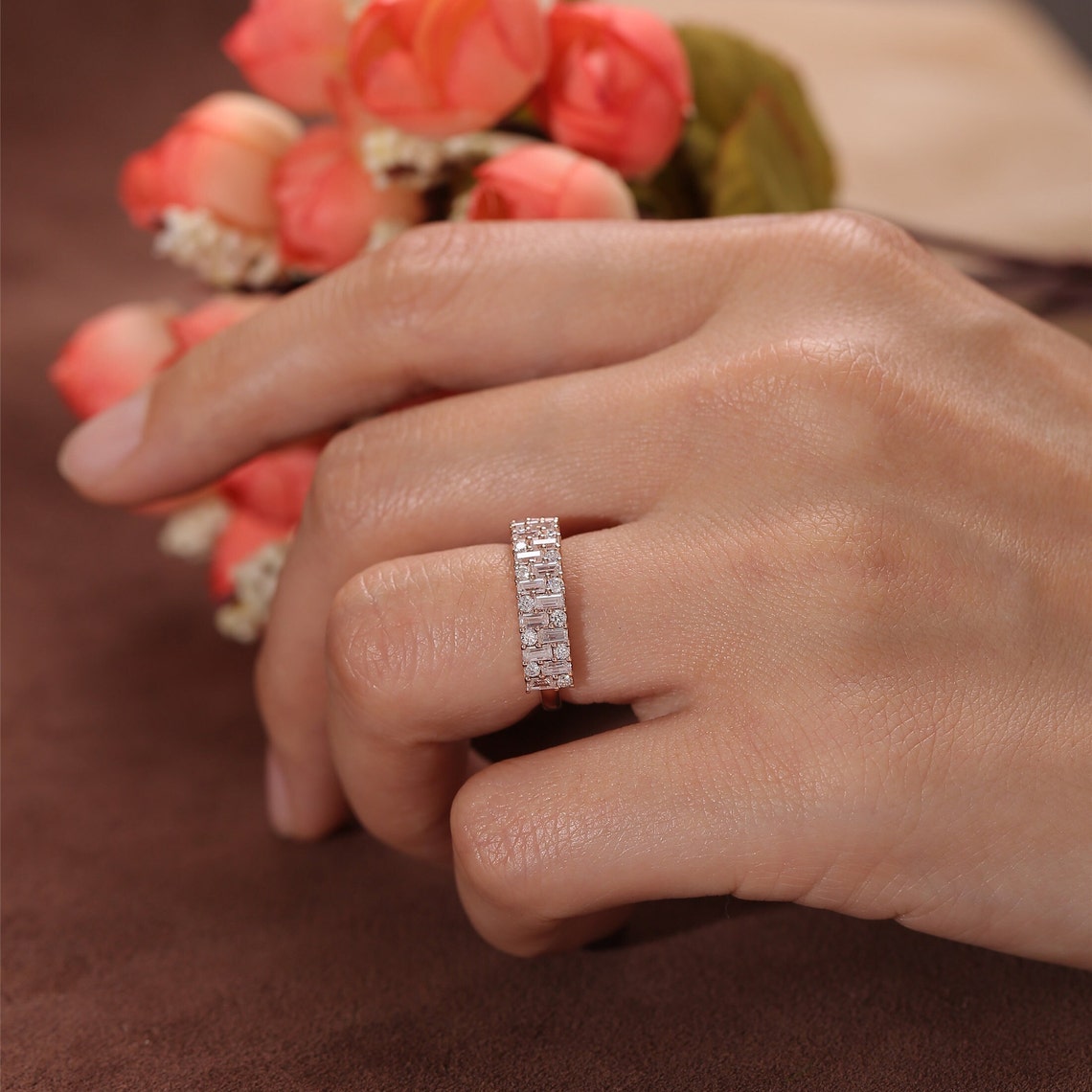1 TCW Baguette & Round Cluster Moissanite Wedding Band