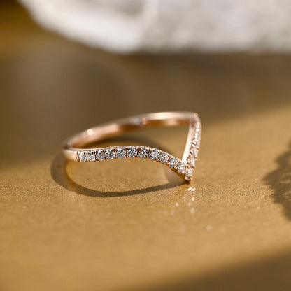 0.3 TCW Round Curved Moissanite Wedding Band