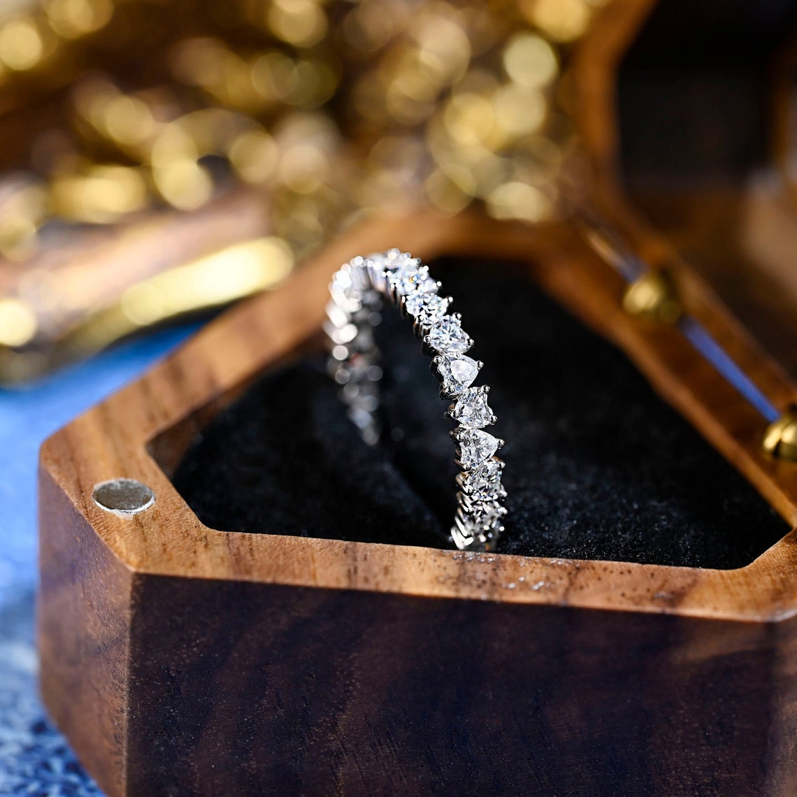 0.9 TCW Heart Full Eternity Moissanite Wedding Band