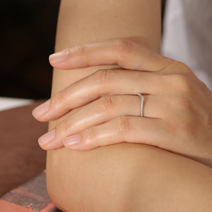 0.2 TCW Round Curved Moissanite Wedding Band
