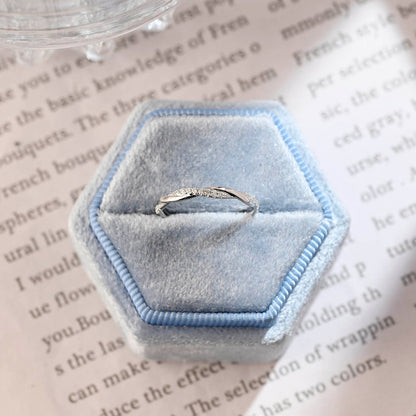 0.2 TCW Round Twisted Moissanite Wedding Band