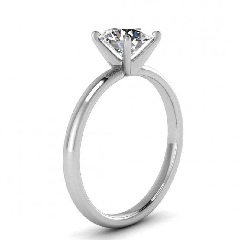 1.5 CT Heart Shaped Moissanite Cluster Engagement Ring