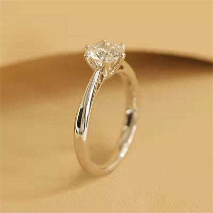 1 CT Round Solitaire Moissanite Engagement Ring