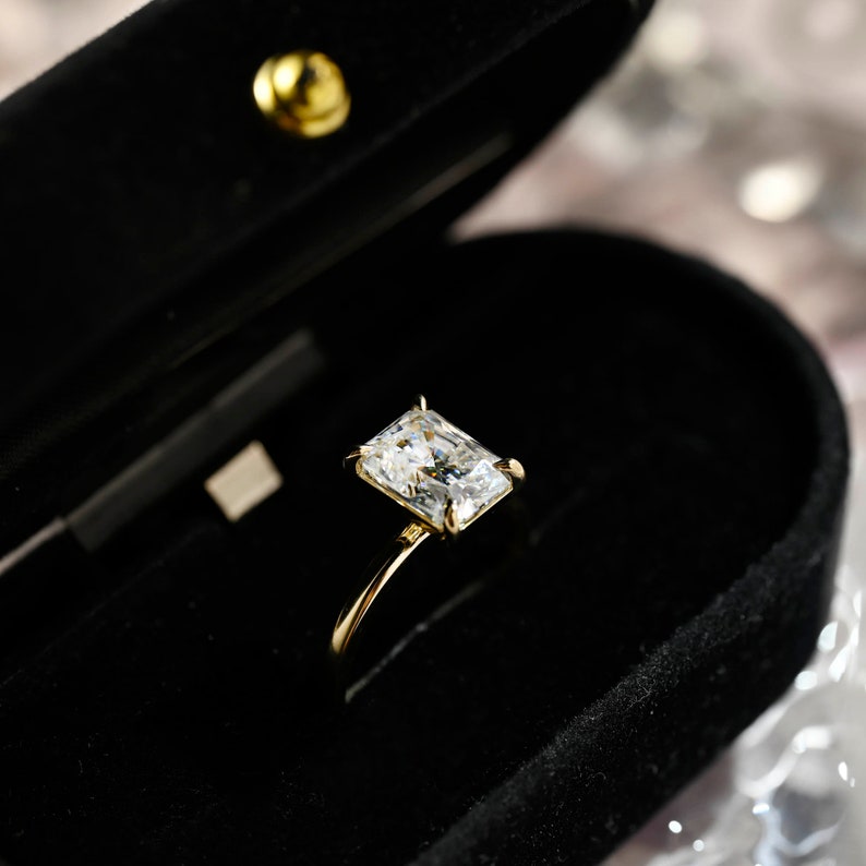 3 CT Radiant Solitaire Moissanite Engagement Ring