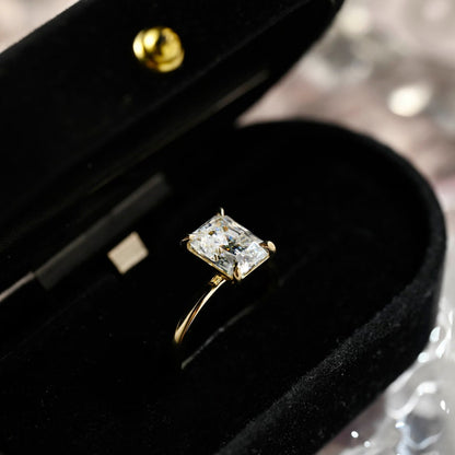 3 CT Radiant Solitaire Moissanite Engagement Ring