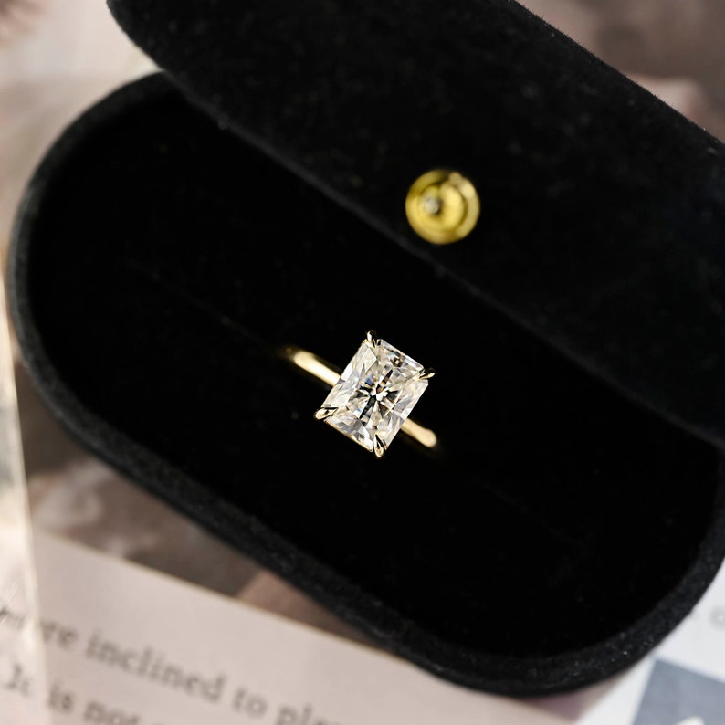 3 CT Radiant Solitaire Moissanite Engagement Ring