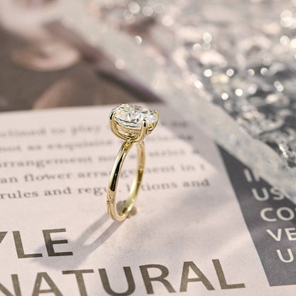 3 CT Oval Solitaire Moissanite Engagement Ring