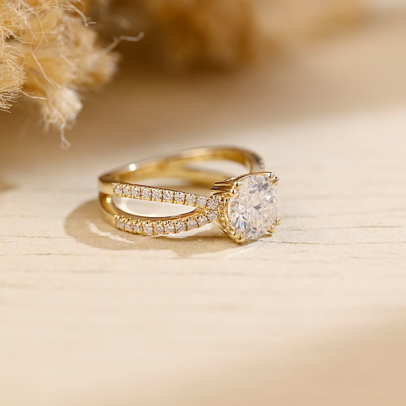 2 CT Round Criss Cross Pave Moissanite Engagement Ring