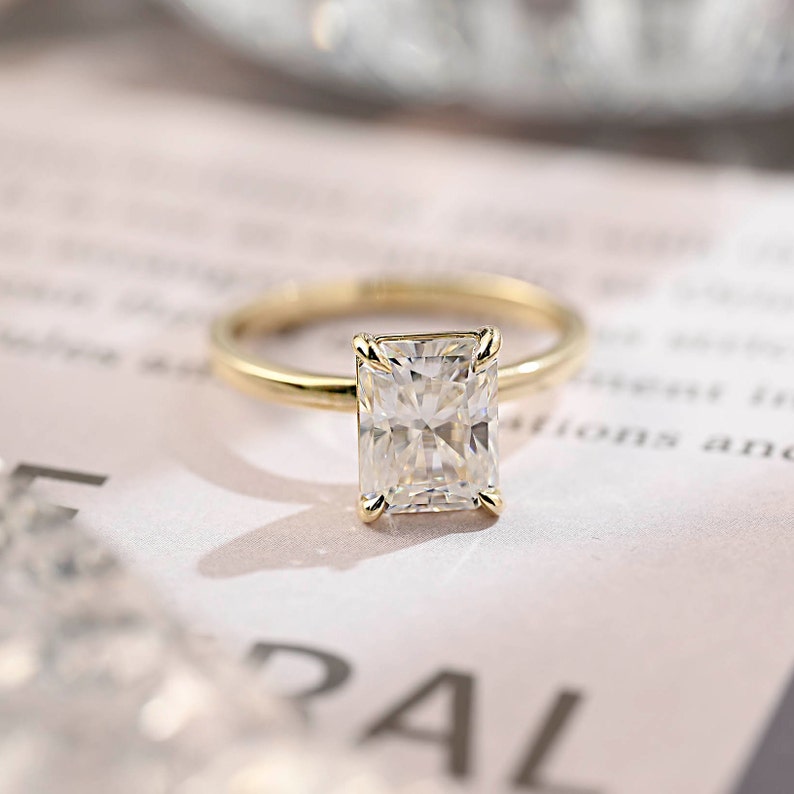 3 CT Radiant Solitaire Moissanite Engagement Ring