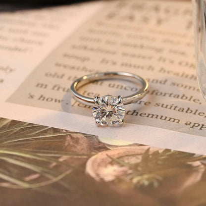 2 CT Round Solitaire Moissanite Engagement Ring