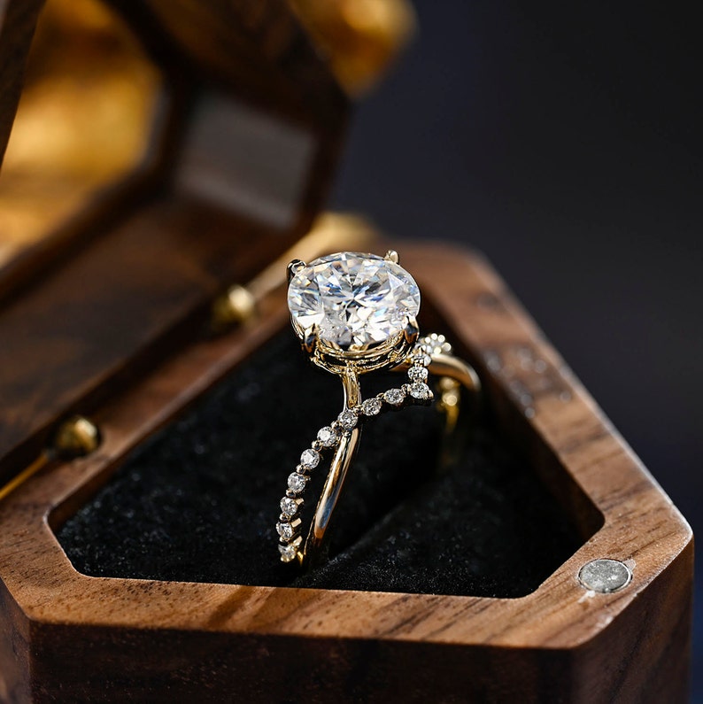 3 CT Round Twisted Shank Moissanite Engagement Ring