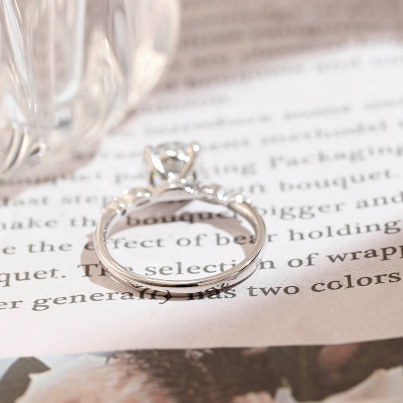 2 CT Round Pave Moissanite Engagement Ring