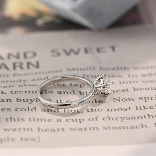 2.5 CT Round Solitaire Moissanite Engagement Ring