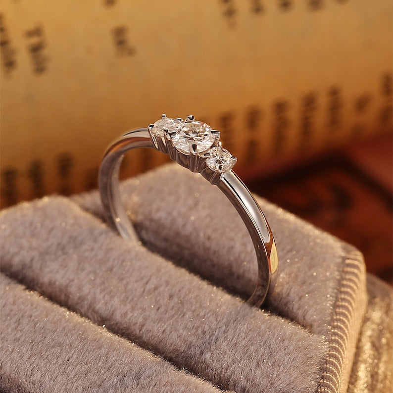 1 CT Round Three Stone Moissanite Engagement Ring