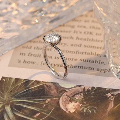 2 CT Round Solitaire Moissanite Engagement Ring