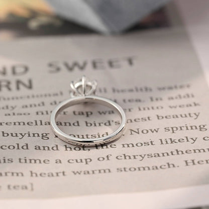 2.5 CT Round Solitaire Moissanite Engagement Ring