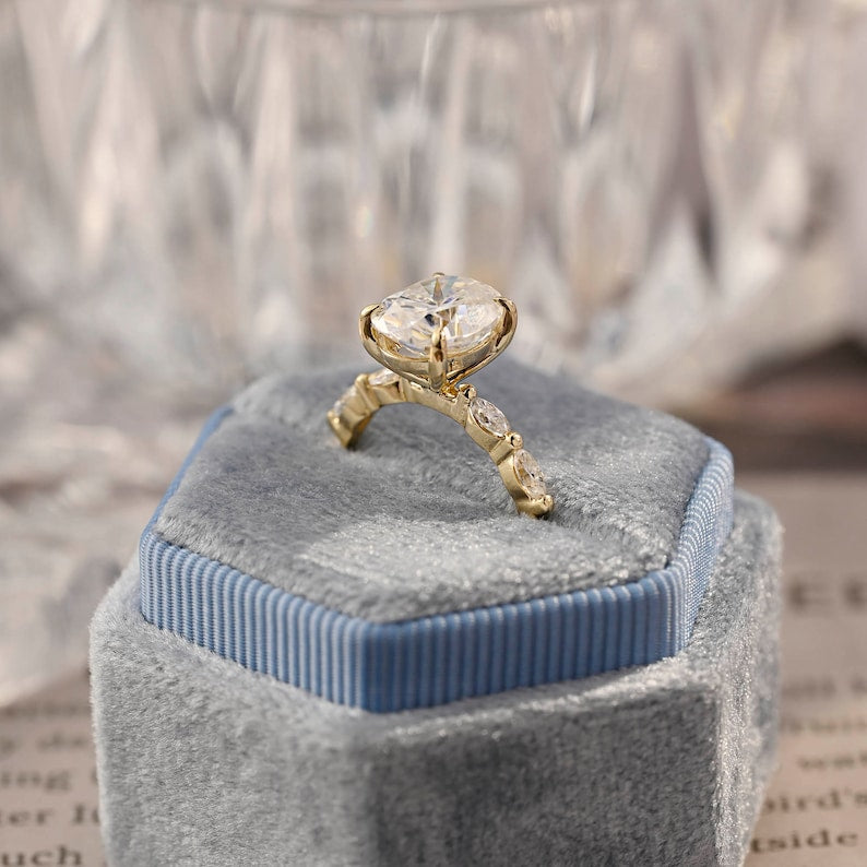 2.5 CT Oval Pave Moissanite Engagement Ring