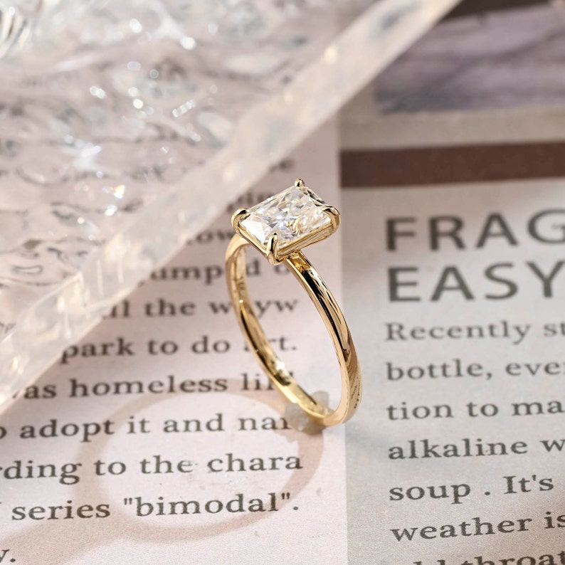 2 CT Radiant Solitaire Moissanite Engagement Ring