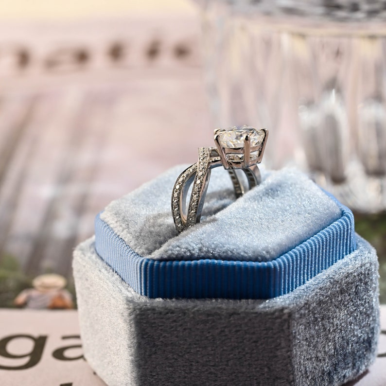 2 CT Round Criss Cross Pave Moissanite Engagement Ring