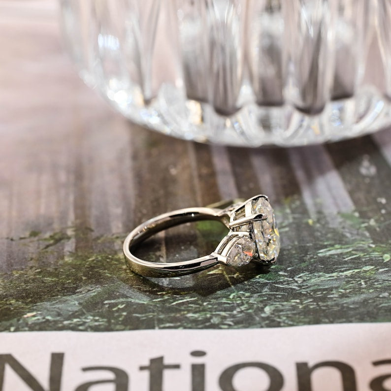 3 CT Oval Three Stone Moissanite Engagement Ring