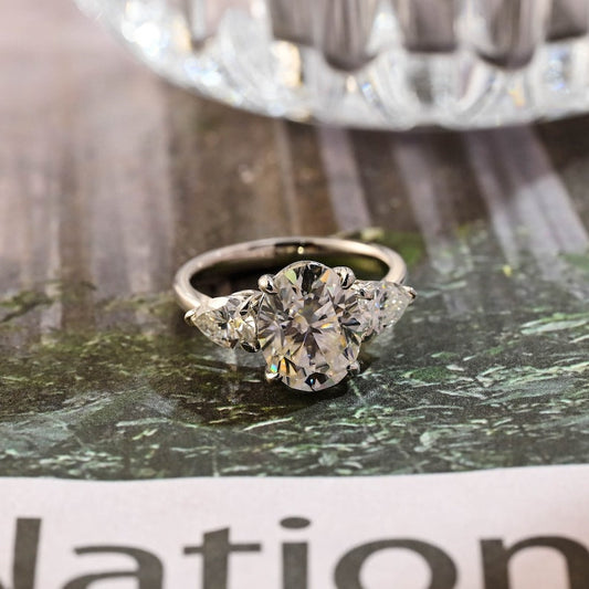3 CT Oval Three Stone Moissanite Engagement Ring
