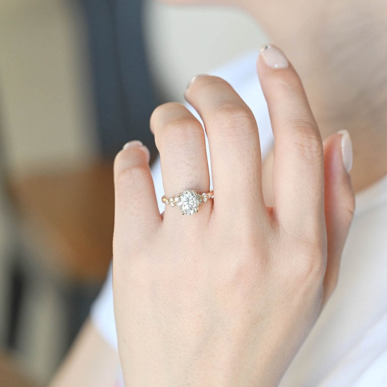 2 CT Oval Cluster Moissanite Engagement Ring