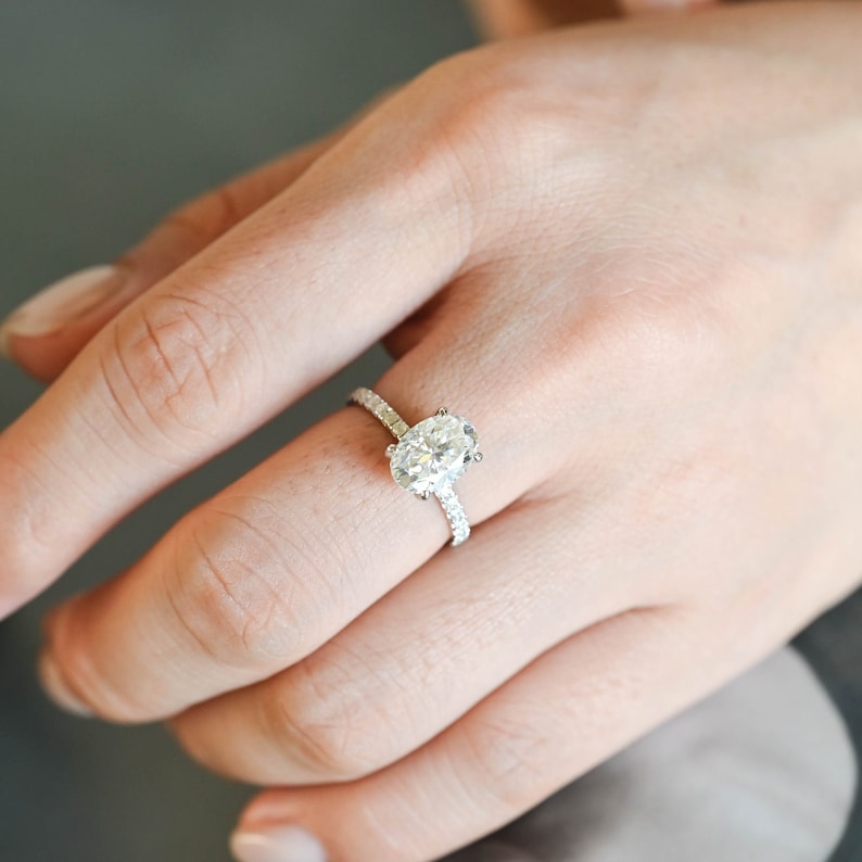 2.5 CT Oval Pave Moissanite Engagement Ring