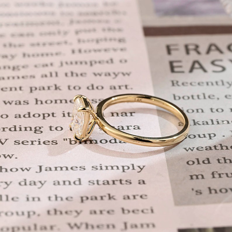 2 CT Radiant Solitaire Moissanite Engagement Ring
