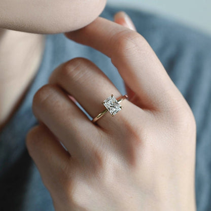 2 CT Radiant Solitaire Moissanite Engagement Ring