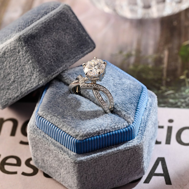 2 CT Round Criss Cross Pave Moissanite Engagement Ring