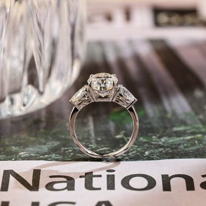 3 CT Oval Three Stone Moissanite Engagement Ring