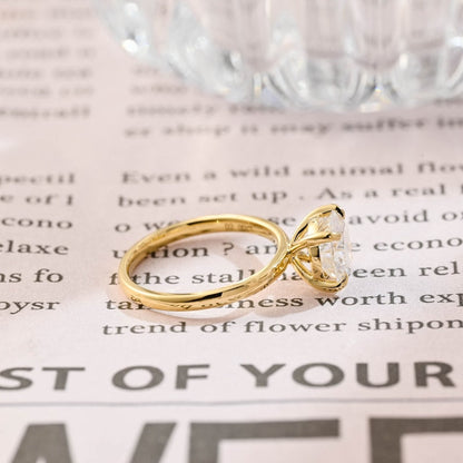 2 CT Round Solitaire Moissanite Engagement Ring