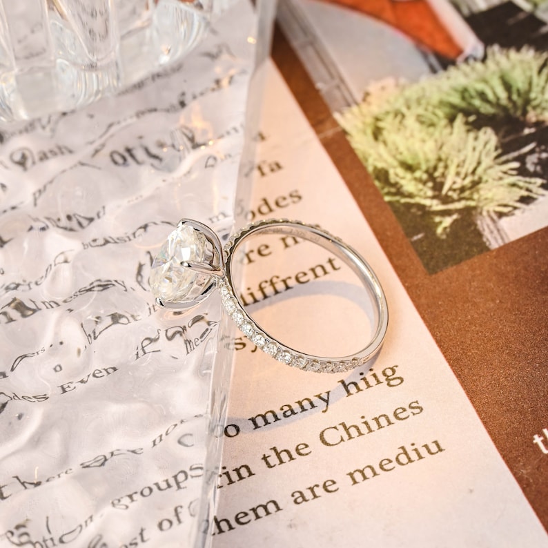2.5 CT Oval Pave Moissanite Engagement Ring