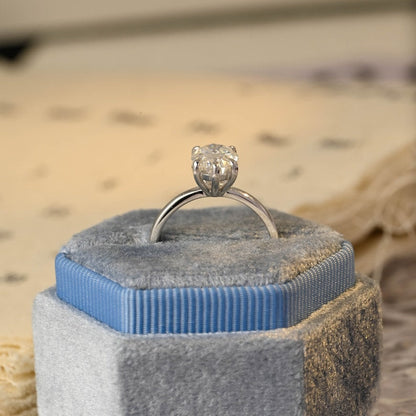 2 CT Oval Solitaire Moissanite Engagement Ring