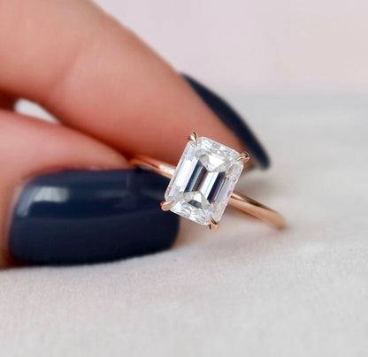 2 CT Emerald Hidden Halo Moissanite Engagement Ring