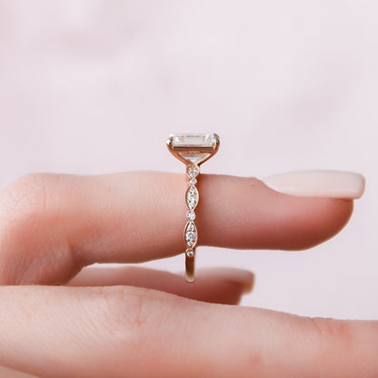 2 CT Emerald Vintage Pave Moissanite Engagement Ring