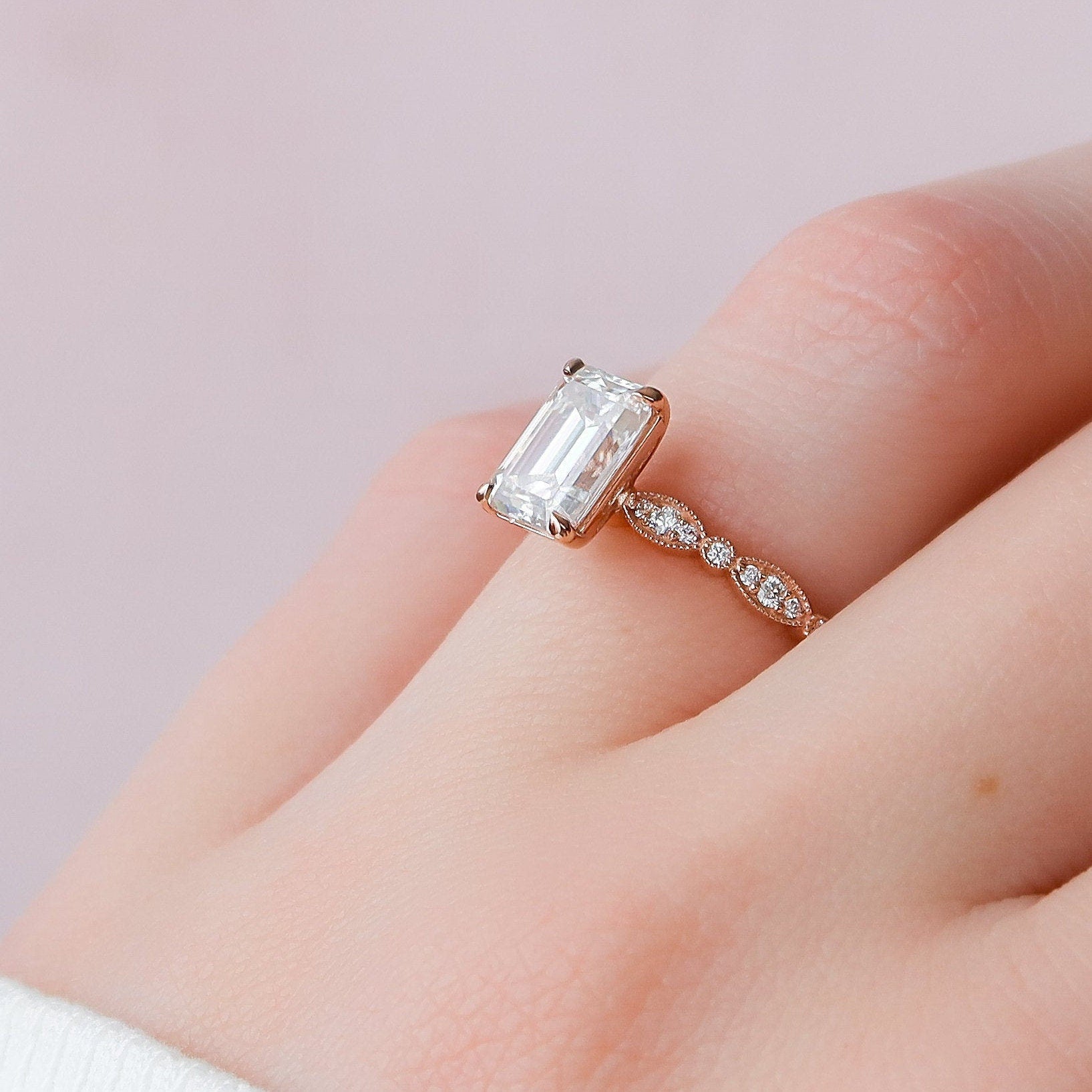 2 CT Emerald Vintage Pave Moissanite Engagement Ring