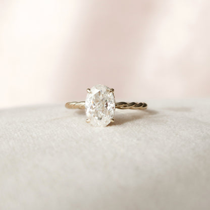 2 CT Oval Hidden Halo Moissanite Engagement Ring